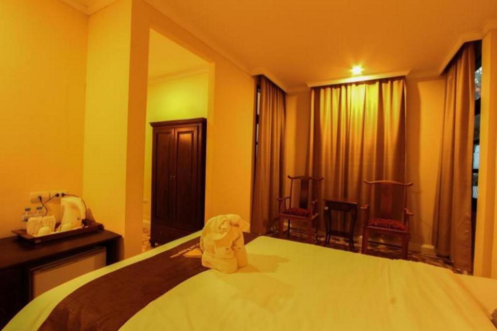 Le Luxe Boutique Hotel Vientiane Exterior photo